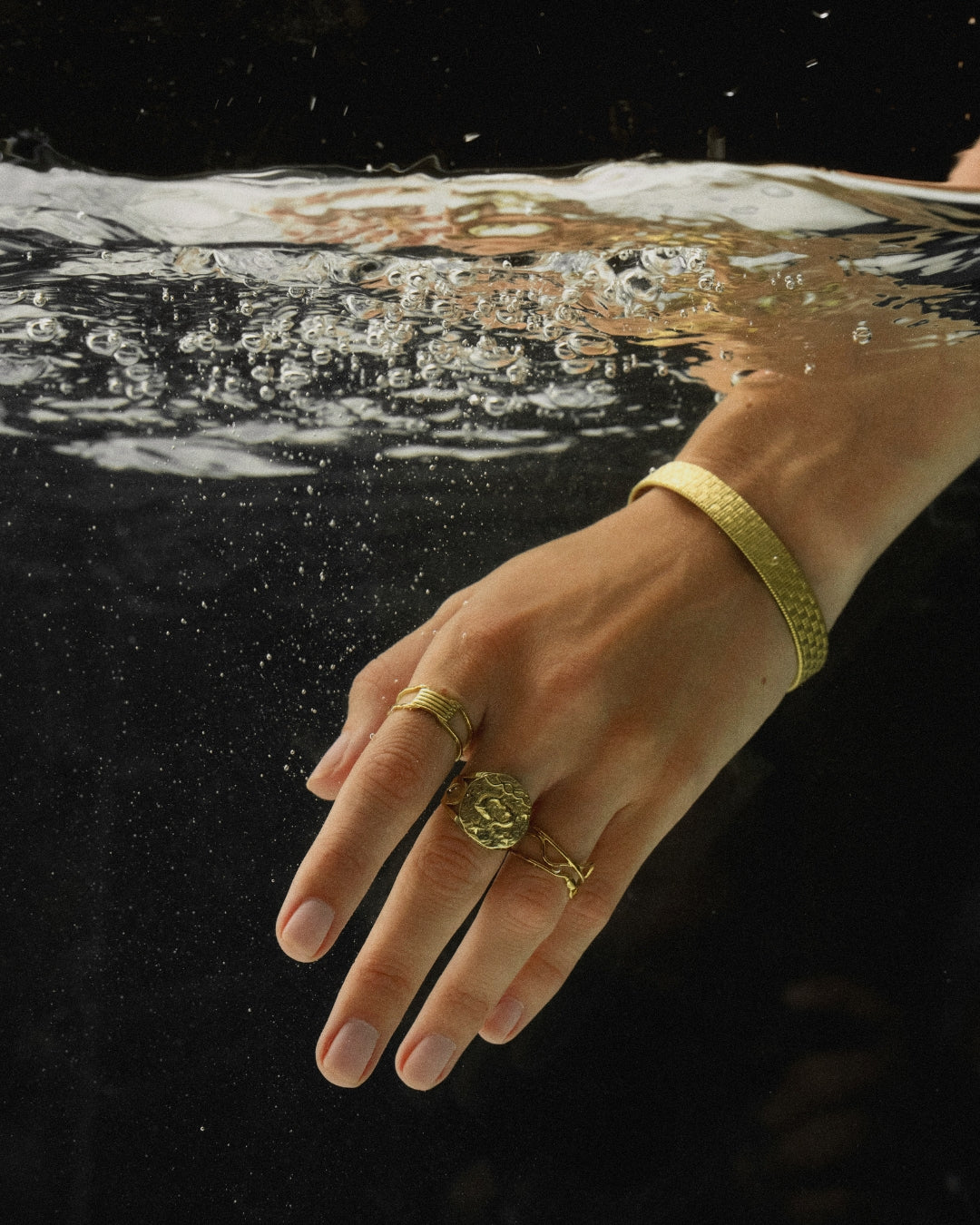Comment nettoyer ses bijoux en acier inoxydable ?