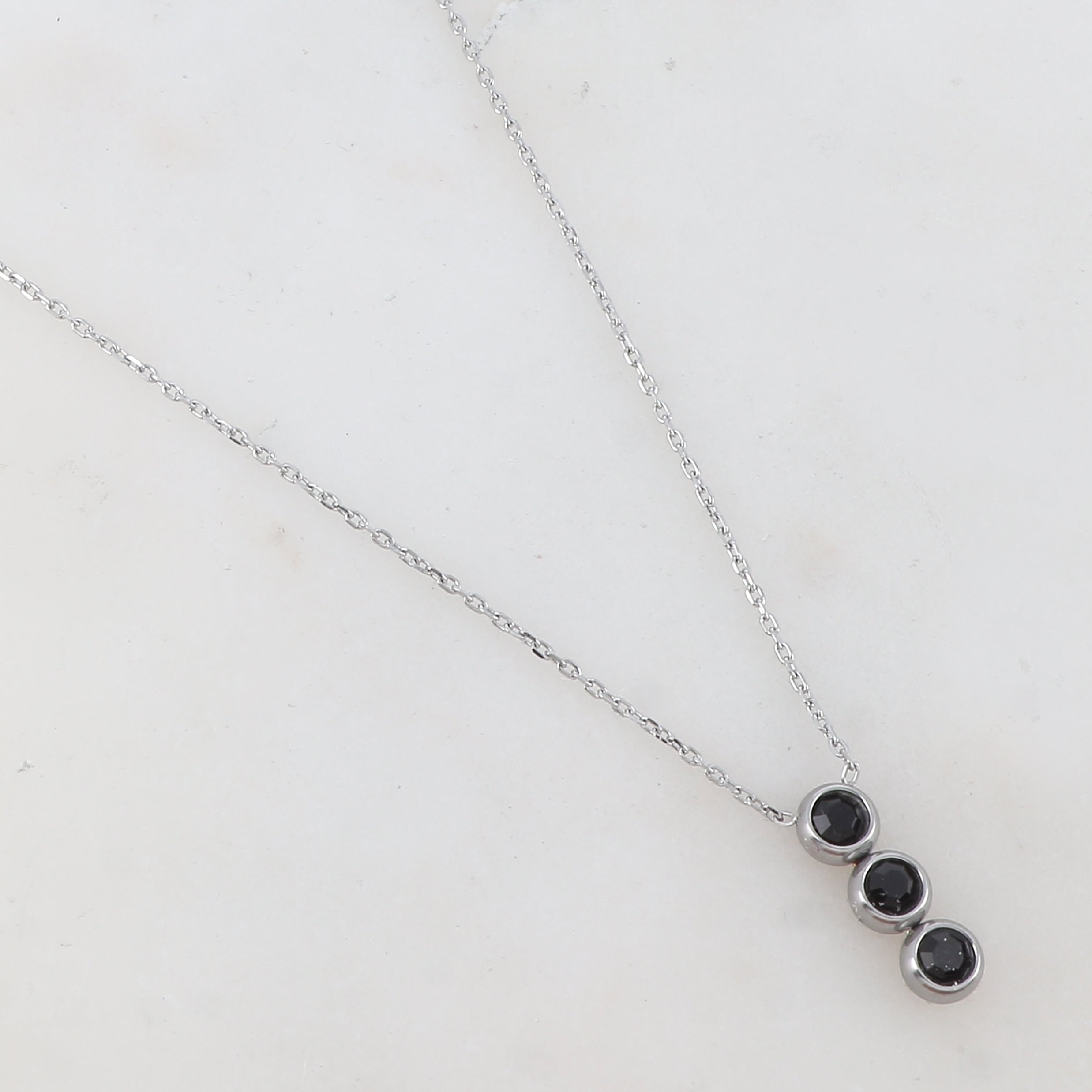 Collier Precio